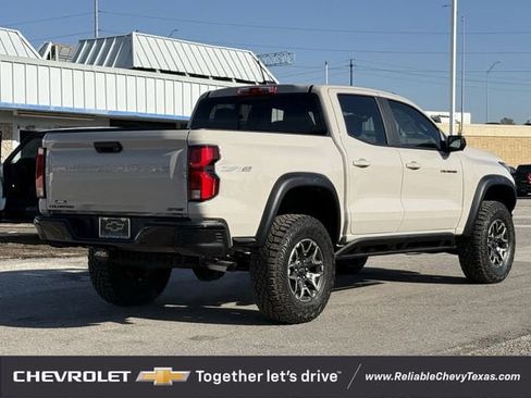 Used 2026 Chevrolet Colorado ZR2 w/ Technology Package image 6
