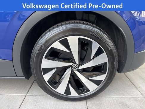 Certified 2022 Volkswagen ID.4 Pro S w/ Gradient Package image 16