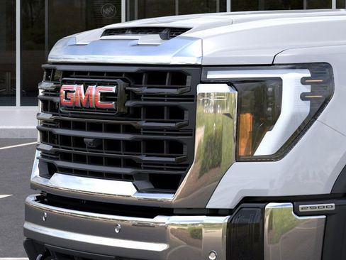 New 2025 GMC Sierra 2500 Pro w/ 1SA Pro Safety Plus Package AWD/4WD image 9