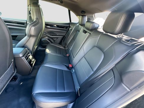 Used 2025 Porsche Macan 4S Electric image 26