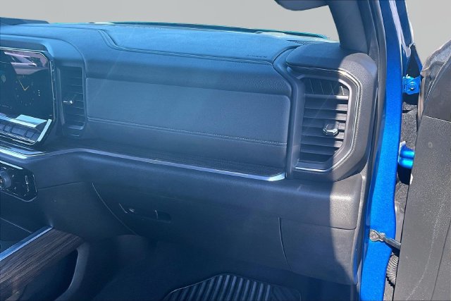 Used 2024 Chevrolet Silverado 1500 RST w/ Convenience Package II AWD/4WD image 16