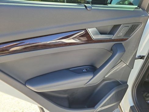 Used 2019 Audi Q5 2.0T Premium Plus image 12