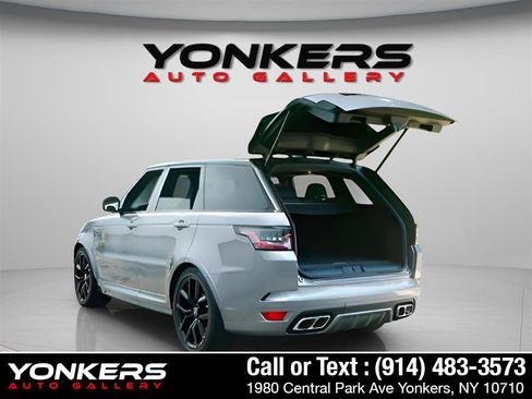 Used 2022 Land Rover Range Rover Sport SVR Carbon Edition image 8