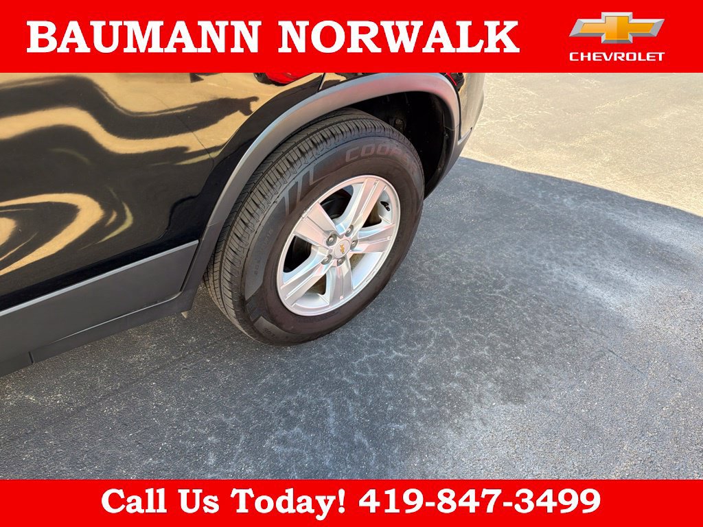 Used 2020 Chevrolet Trax LS w/ Tint and Cruise Package FWD image 11