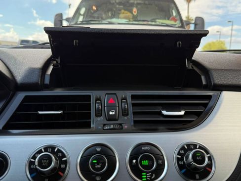 Used 2014 BMW Z4 sDrive35i image 43