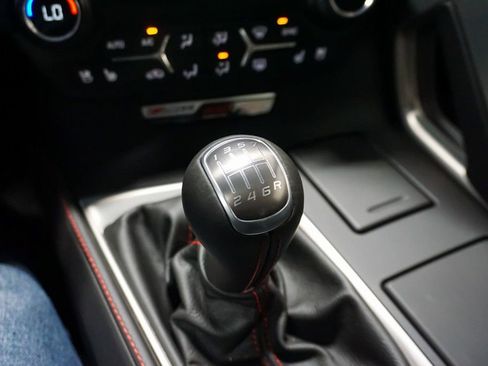 Used 2019 Chevrolet Corvette Z06 RWD image 16