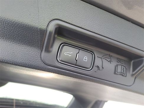 Used 2025 Ford Explorer ST-Line image 29