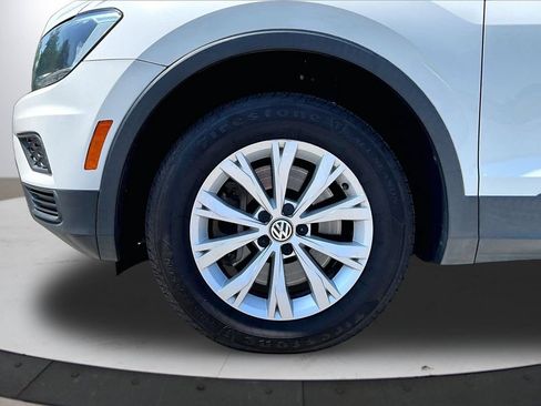 Used 2020 Volkswagen Tiguan S FWD image 31