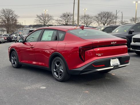 New 2026 Kia K4 LXS image 5