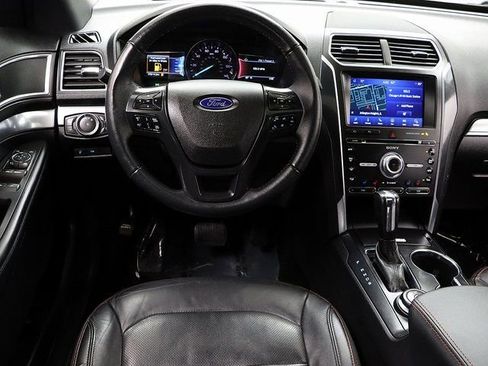 Used 2018 Ford Explorer Sport w/ Equipment Group 401A image 15