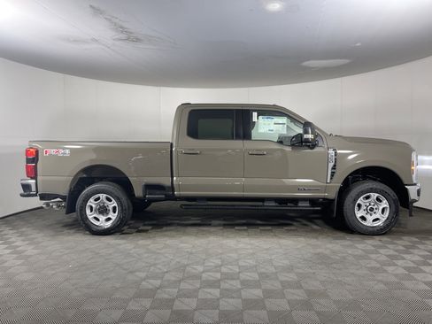 New 2026 Ford F350 XLT w/ XLT Premium Package image 5
