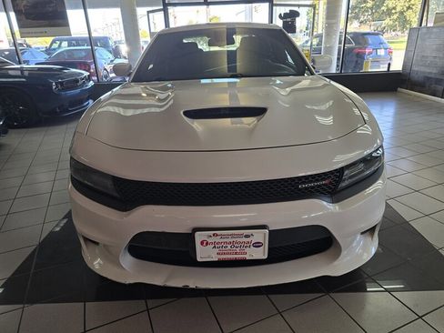 Used 2019 Dodge Charger GT image 2