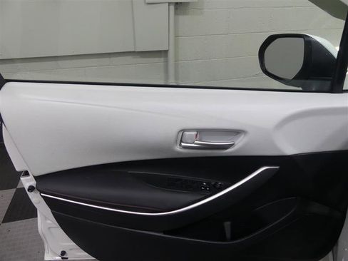 Used 2023 Toyota Corolla SE FWD image 17