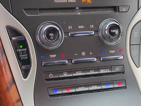 Used 2020 Lincoln Nautilus Reserve FWD image 25