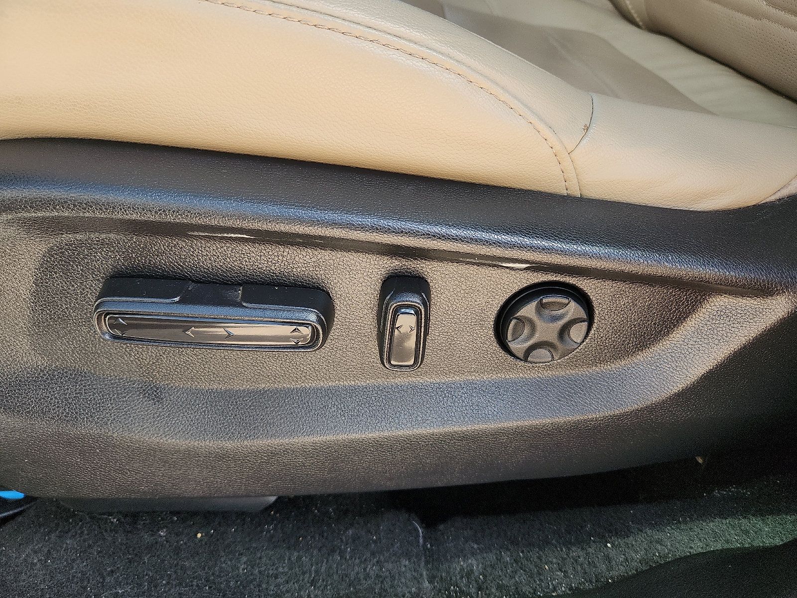 Used 2019 Honda CR-V EX-L image 12