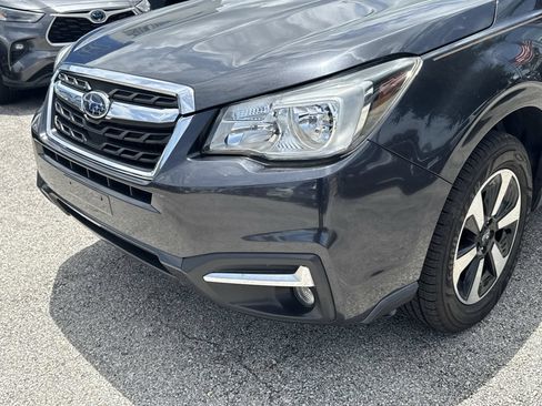 Used 2017 Subaru Forester 2.5i Premium AWD/4WD image 10