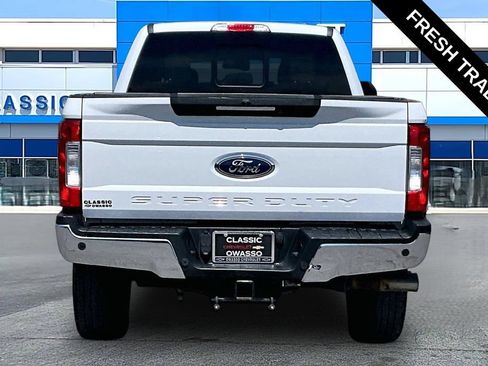 Used 2017 Ford F350 Lariat w/ Lariat Ultimate Package AWD/4WD image 4