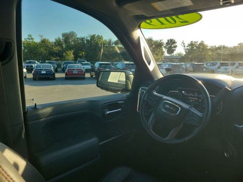 Used 2019 GMC Sierra 1500 AT4 w/ AT4 Premium Package image 7