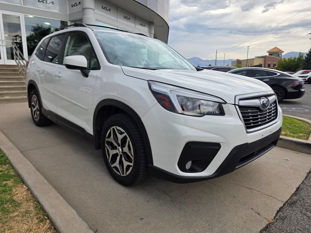 Used 2021 Subaru Forester Premium w/ Popular Package #1 AWD/4WD image 3
