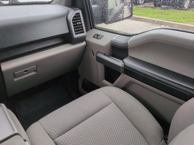 Used 2019 Ford F150 XLT w/ Equipment Group 302A Luxury AWD/4WD image 17