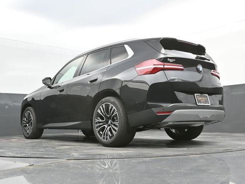 Certified 2025 BMW X3 xDrive30i w/ Premium Package image 38