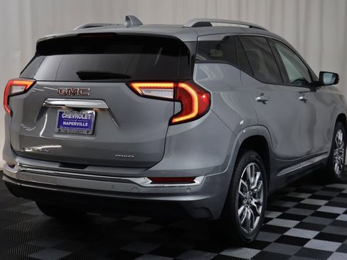 Used 2024 GMC Terrain Denali w/ Denali Premium Package image 19