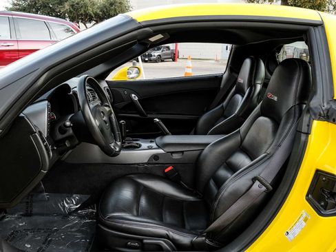 Used 2006 Chevrolet Corvette Z06 w/ Preferred Equipment Group image 4