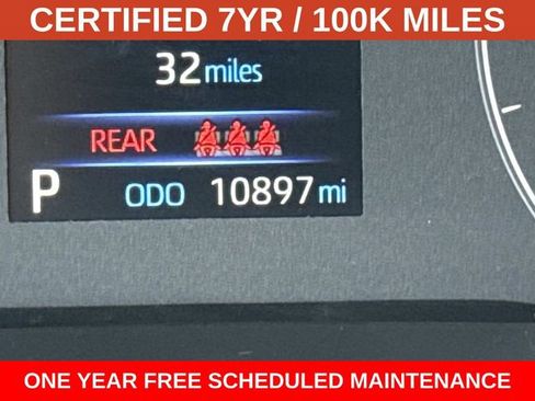 Used 2023 Toyota Corolla Cross LE w/ Moonroof Package FWD image 26