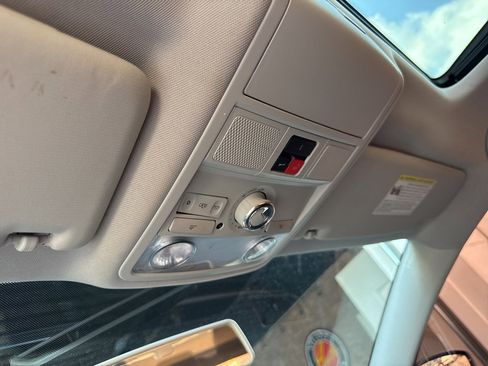 Used 2018 Volkswagen Passat 2.0T SE w/ SE Lighting Package image 27