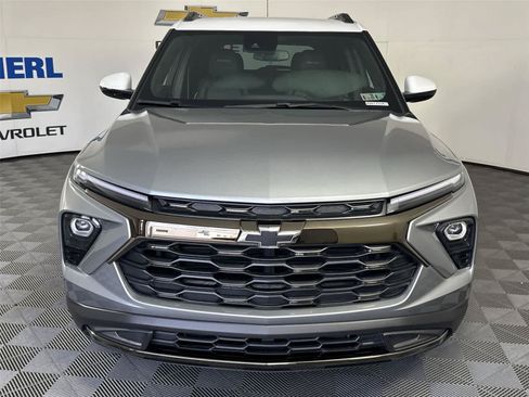 Used 2025 Chevrolet TrailBlazer ACTIV w/ Driver Confidence Package AWD/4WD image 8