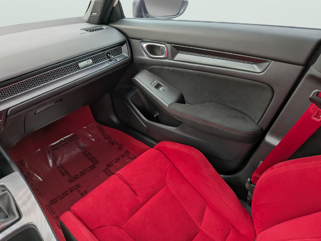 Used 2025 Honda Civic Type R image 15
