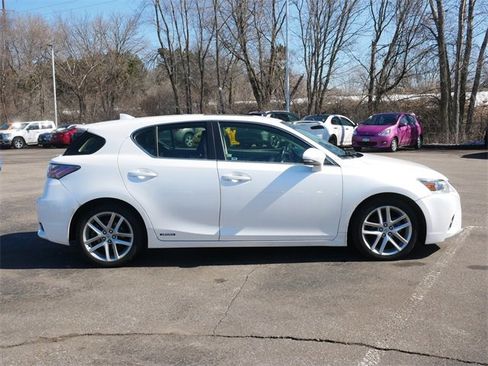 Used 2017 Lexus CT 200h 200h w/ Seat Comfort Package image 8