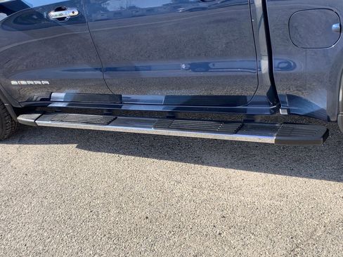 Used 2021 GMC Sierra 1500 SLT w/ SLT Premium Plus Package image 16