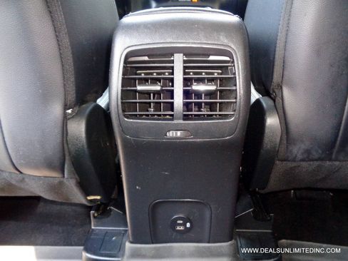 Used 2021 Ford Escape SEL AWD/4WD image 17