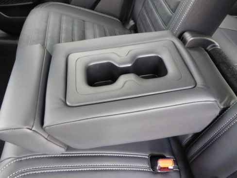 New 2026 Mitsubishi Outlander SE image 30