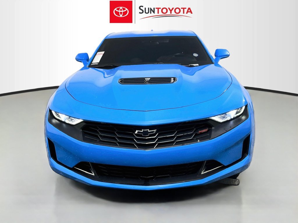 Used 2022 Chevrolet Camaro LT w/ RS Package RWD image 10