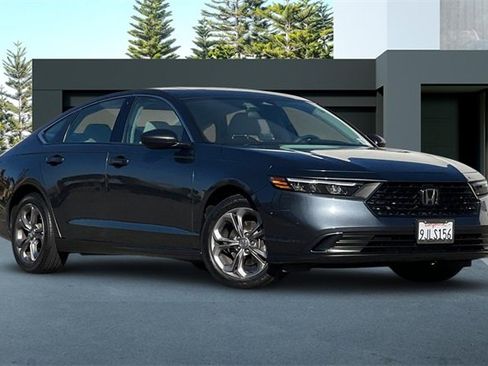 Used 2023 Honda Accord EX image 2
