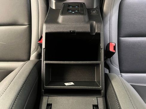 Used 2024 Ford Bronco Black Diamond image 22