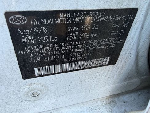 Used 2018 Hyundai Elantra SE w/ SE Connectivity Package 04 image 2