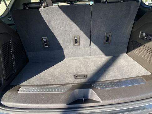 Used 2021 Chevrolet Tahoe RST w/ Luxury Package image 15