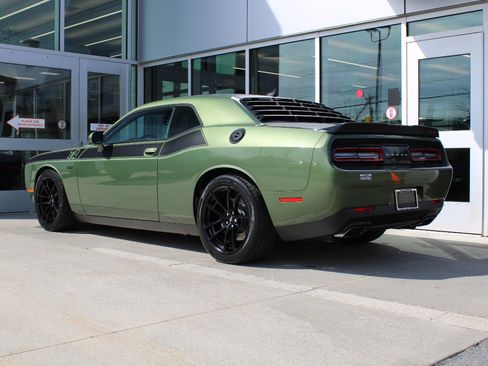 Certified 2021 Dodge Challenger R/T Scat Pack w/ T/A Package RWD image 6