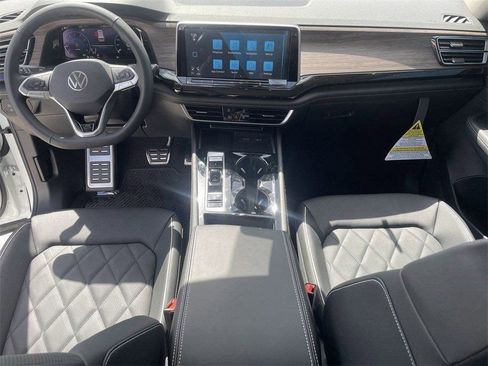 Used 2025 Volkswagen Atlas SEL Premium R-Line AWD/4WD image 26