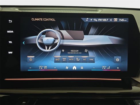 Used 2025 BMW X1 xDrive28i w/ Technology Package image 25