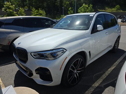 Used 2023 BMW X5 M50i w/ Executive Package AWD/4WD image 4