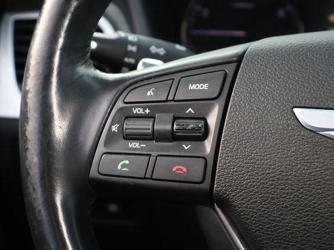 Used 2015 Hyundai Genesis 3.8 w/ Option Group 03 image 16