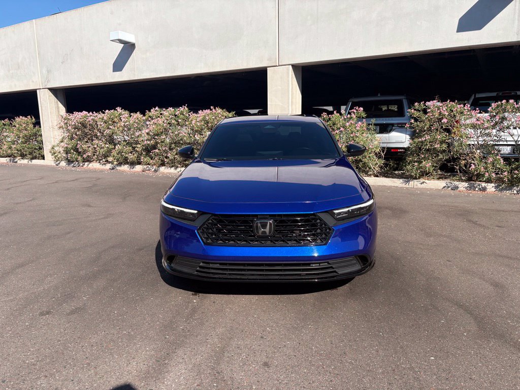 Used 2025 Honda Accord Sport image 3