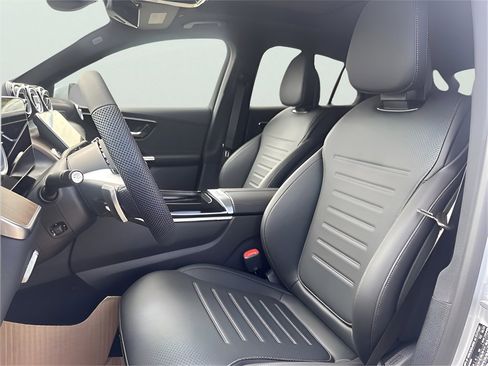 New 2026 Mercedes-Benz GLC 300 4MATIC image 11