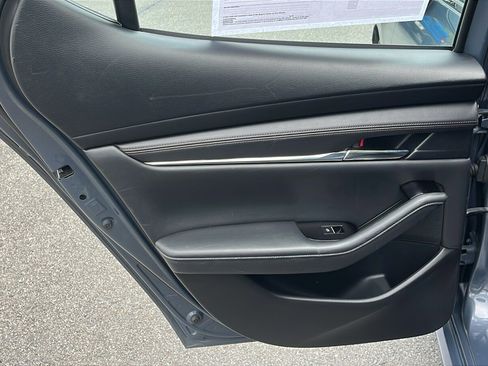 Used 2021 MAZDA MAZDA3 s FWD image 21