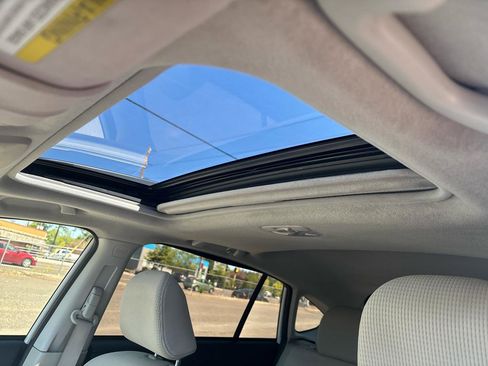 Used 2016 Subaru Impreza 2.0i Sport Premium AWD/4WD image 5