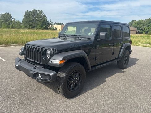 Used 2022 Jeep Wrangler Unlimited Sport AWD/4WD image 3